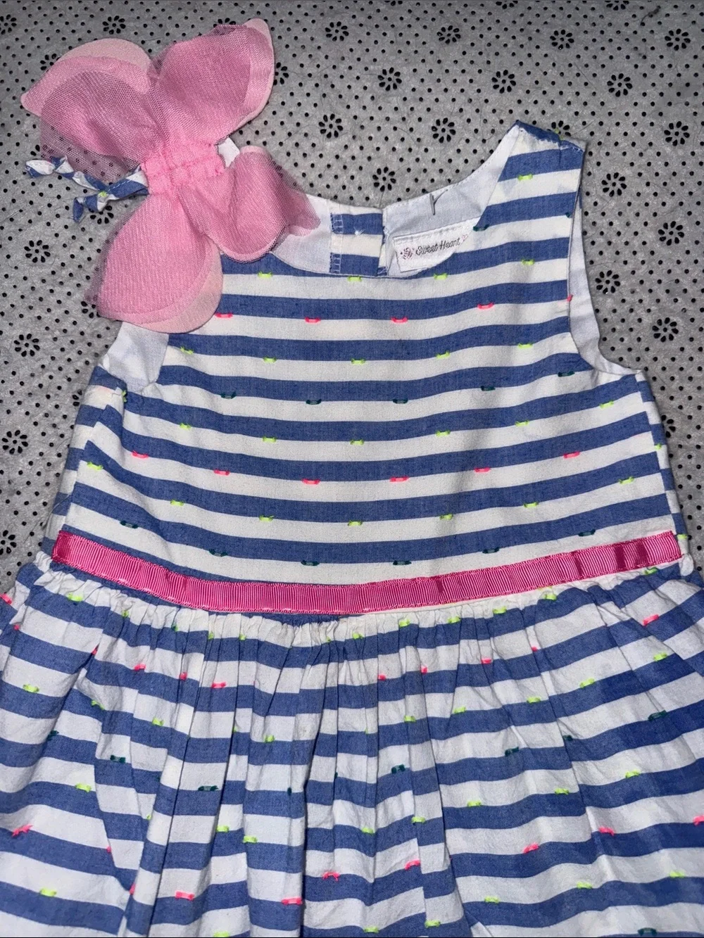 🛍 PRETTY LITTLE GIRLS DRESS SIZE 3T 🛍